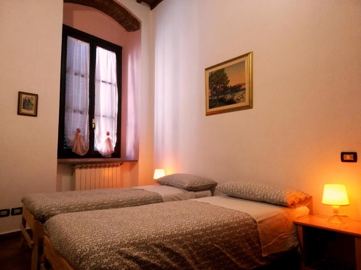 La Casa Di Giosue Apartment ลีวอร์โน ภายนอก รูปภาพ