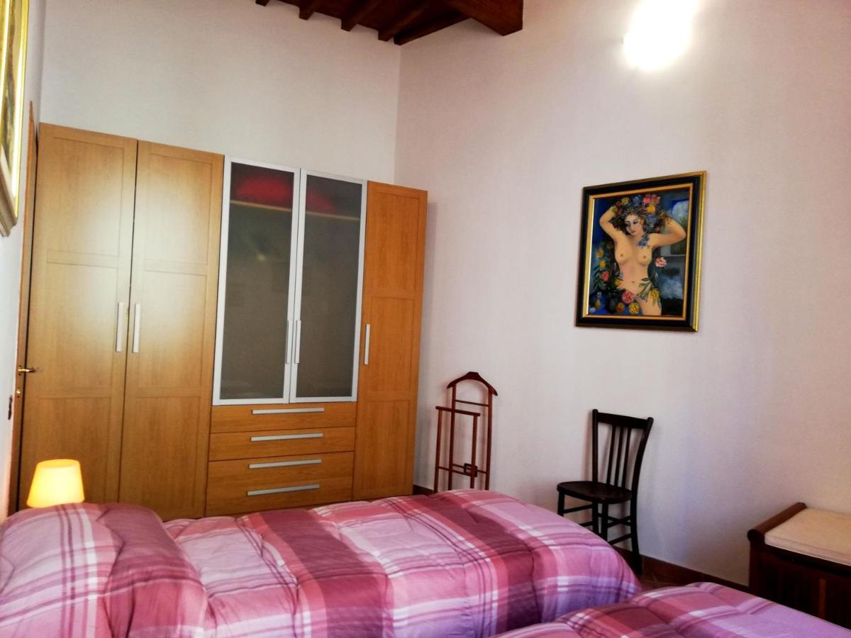 La Casa Di Giosue Apartment ลีวอร์โน ภายนอก รูปภาพ