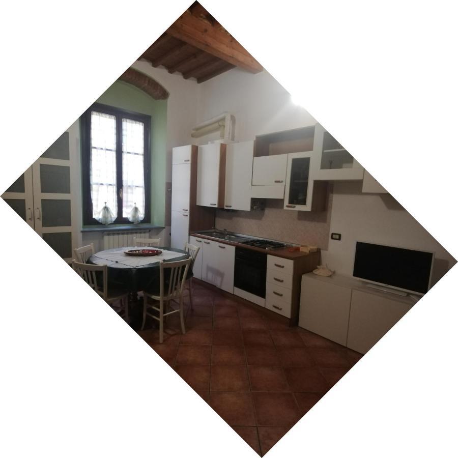 La Casa Di Giosue Apartment ลีวอร์โน ภายนอก รูปภาพ
