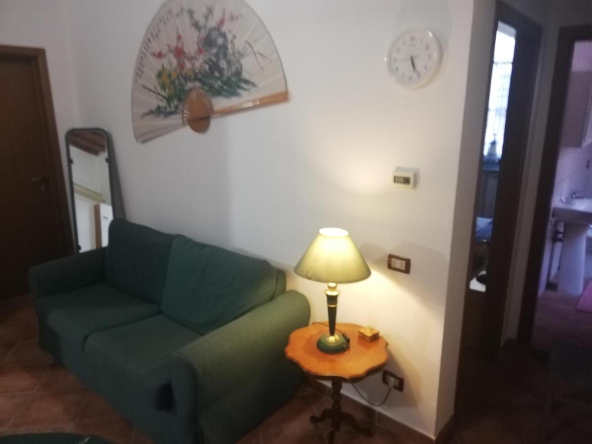 La Casa Di Giosue Apartment ลีวอร์โน ภายนอก รูปภาพ