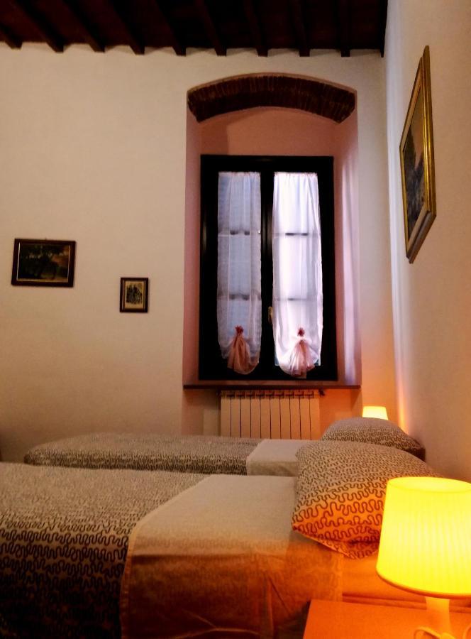La Casa Di Giosue Apartment ลีวอร์โน ภายนอก รูปภาพ