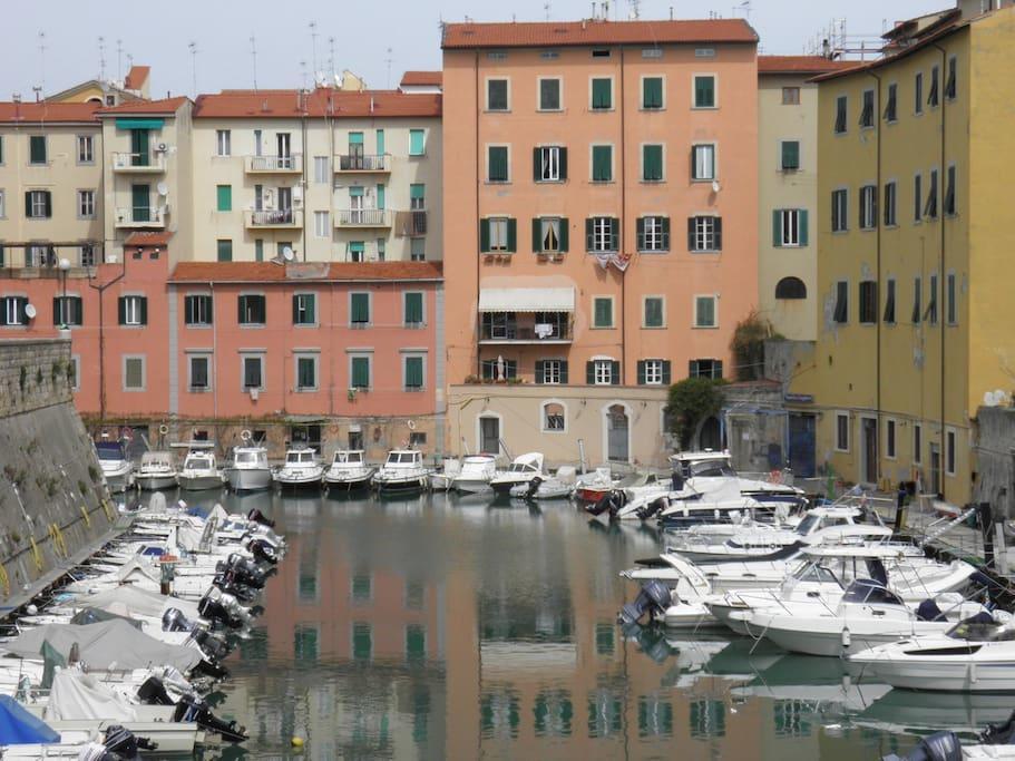 La Casa Di Giosue Apartment ลีวอร์โน ภายนอก รูปภาพ